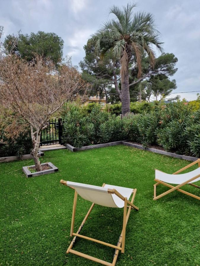 - Giens 1 4 Personnes Jardin Plancha Parking Prive - Olivier Apartment *